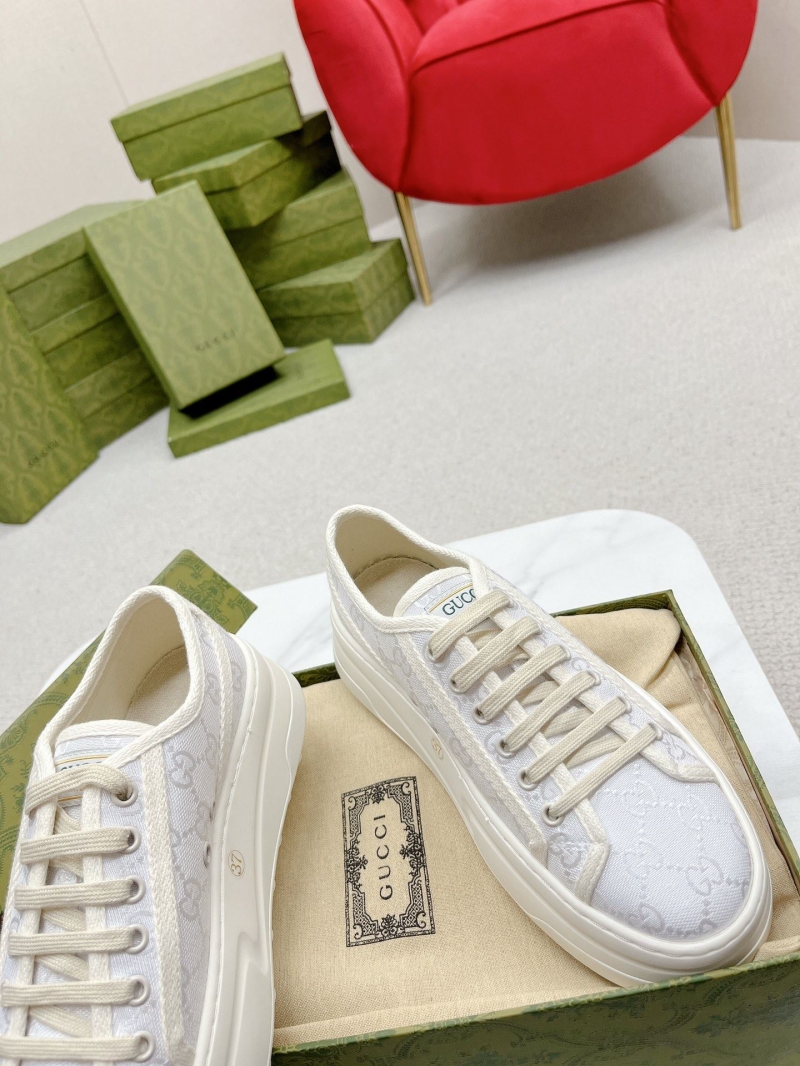 Gucci Casual Shoes